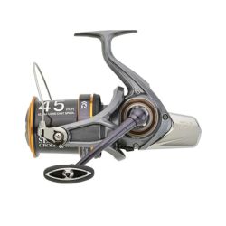 Daiwa crosscast surf 45...